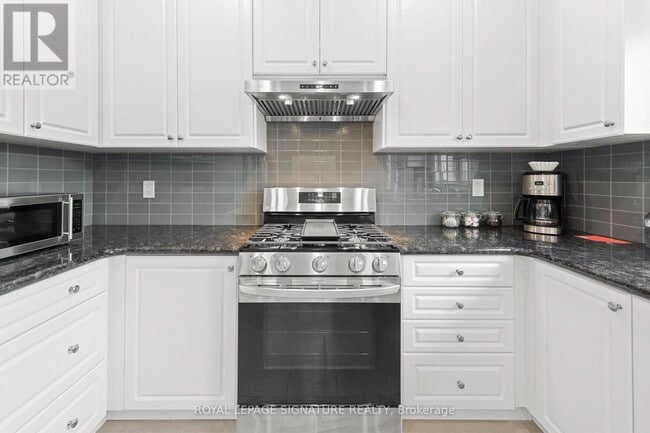 Building Photo - 270 Great Fls Blvd