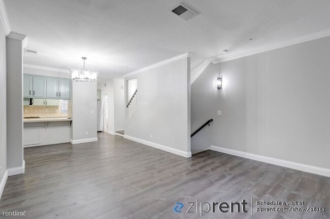 Building Photo - 2 br, 2.5 bath Townhome - 3 Ashford Pl, Ma...
