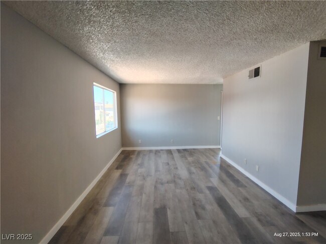 Building Photo - 3663 Kolendo Ct