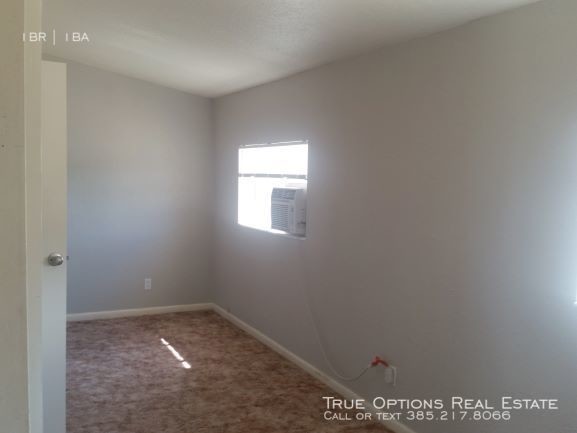 Building Photo - 222 S 300 E