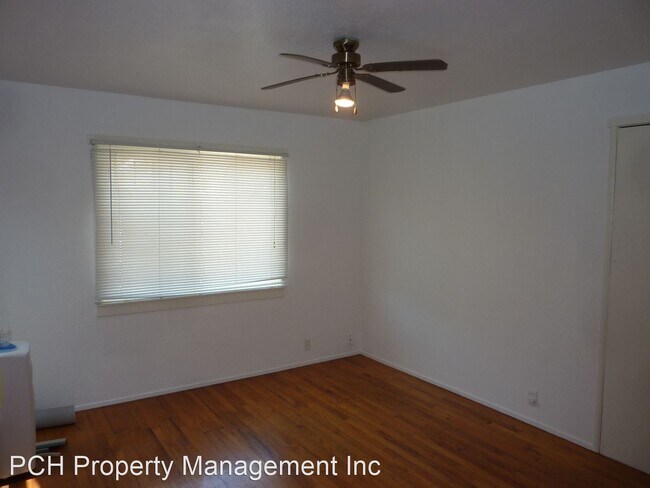 Building Photo - Studio, 1 bath House - 2590 Grove Avenue