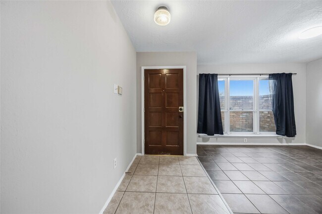 Foto del edificio - 16702 Quail Meadow Dr