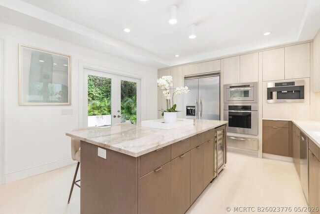 Foto del edificio - 443 Seaview Ave