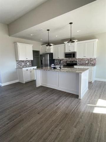 Building Photo - 249 Bella Way