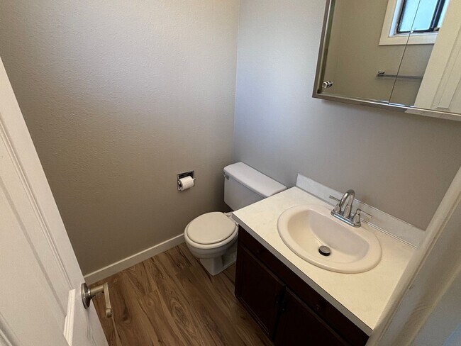 Foto del edificio - Duplex for rent!