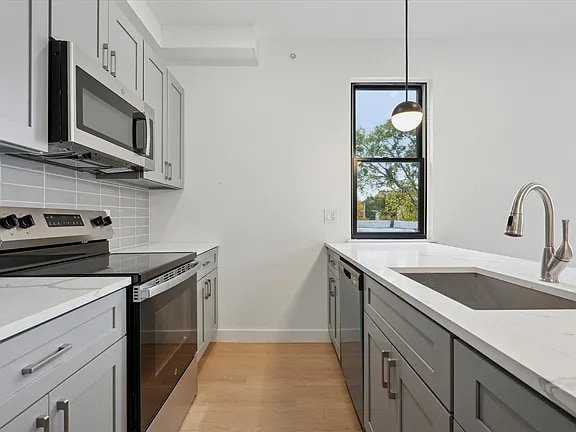 Photo - 178 W Seymour St Apartment