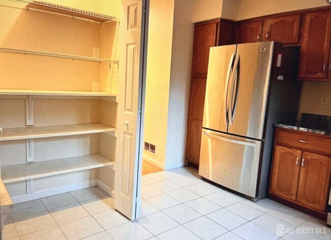 Foto del edificio - 2802 Deerfield Dr