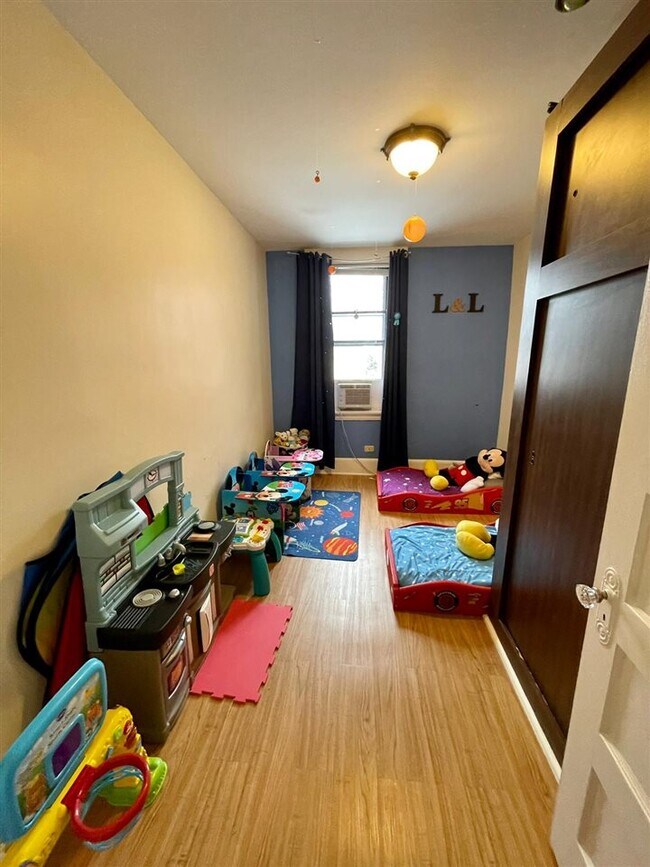 Foto del edificio - 329 51st St