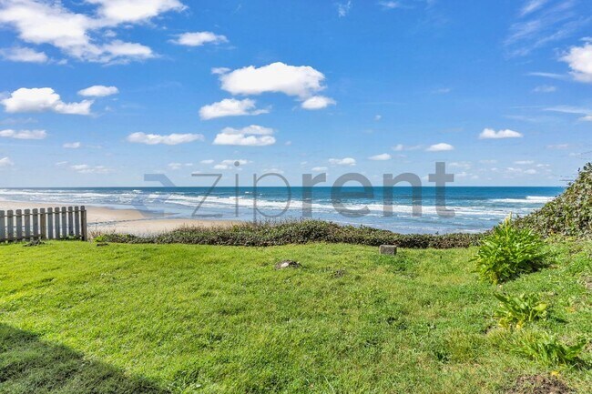 Foto del edificio - 3549 NW Jetty Ave