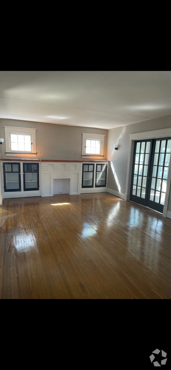 Colvin Gardens Student Apartments for Rent Buffalo, NY 1 Rentals