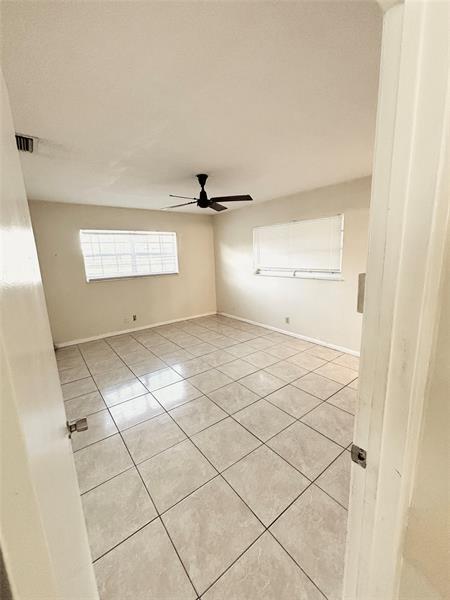 Foto del edificio - 412 NE 4th St