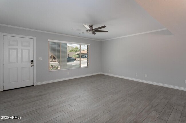 Foto del edificio - 13027 N 28th Pl