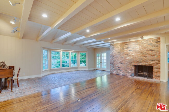 Foto del edificio - 12219 Octagon St