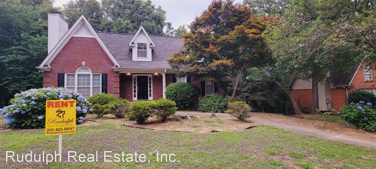 Primary Photo - 4 br, 3.5 bath House - 1813 Strawberry Lane