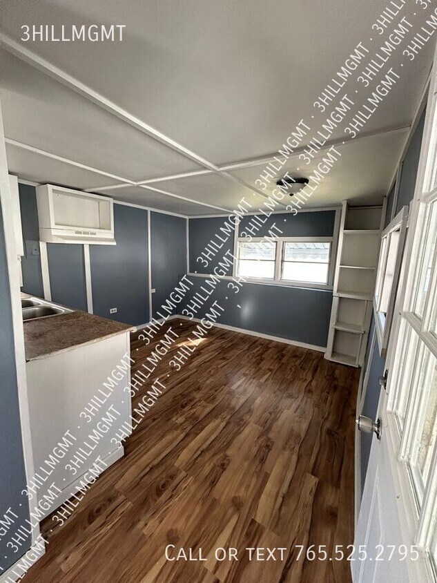 Foto principal - 1216 S Bloomington St
