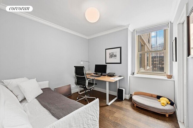 Building Photo - 30 W 63rd St
