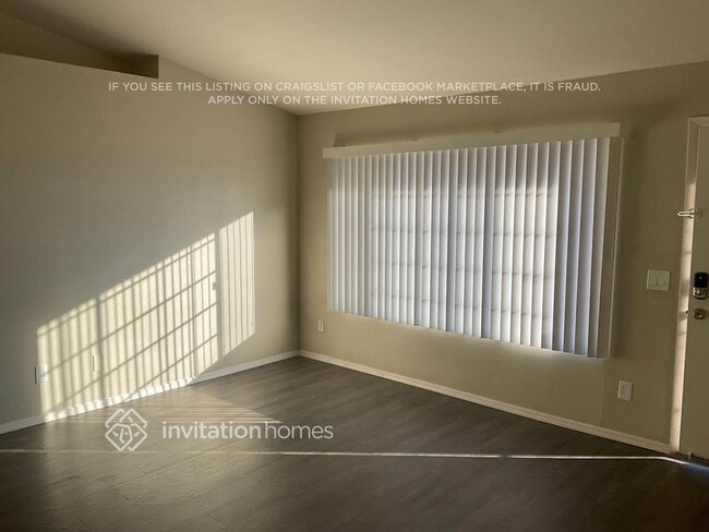 Building Photo - 8632 W Townley Ave