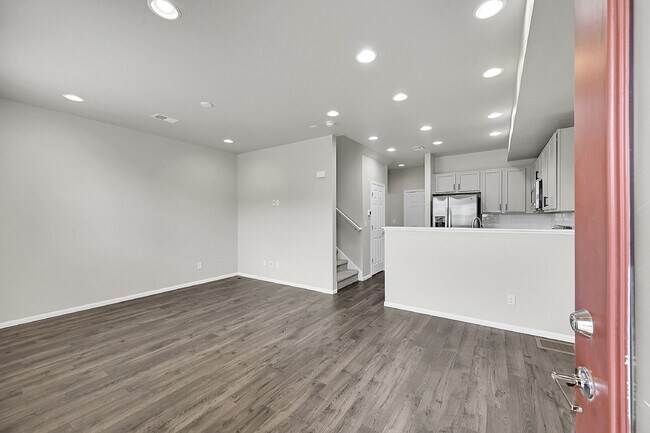 Foto del edificio - $2,095, 2-bed, 2.5-bath located in Denver