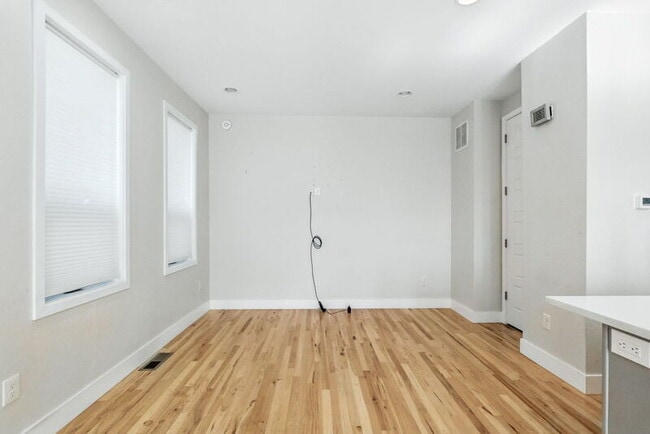 Foto del edificio - 3303 Navajo St