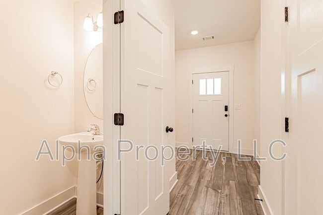 Building Photo - 1086 Millison Pl