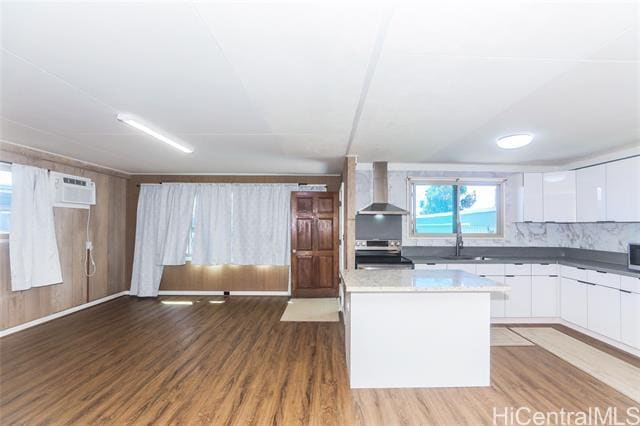 Building Photo - 1522 Maluawai St