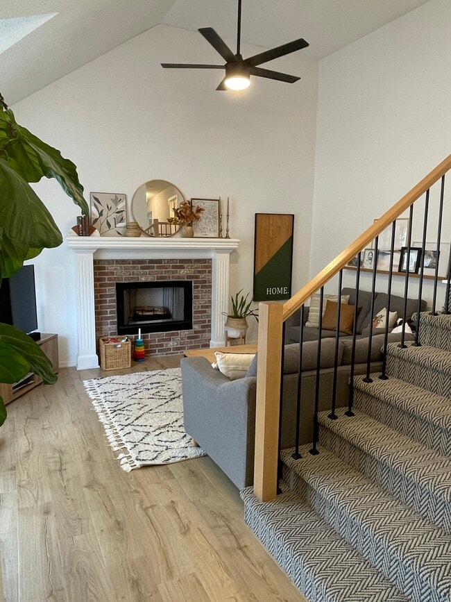 Vista desde la entrada - 8625 NE 112th St