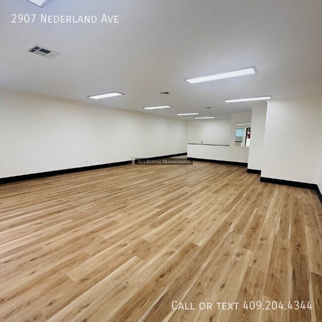 Foto del edificio - 2907 Nederland Ave