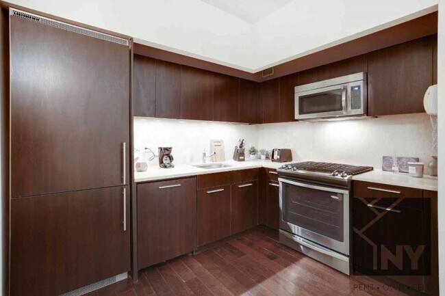 Foto del edificio - 4 bedroom in NEW YORK NY 10005