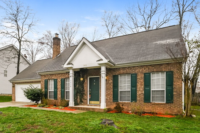 Building Photo - 3416 Mayhurst Dr