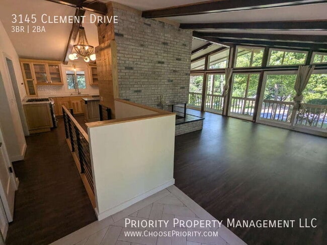 Photo - 3145 Clement Drive- House