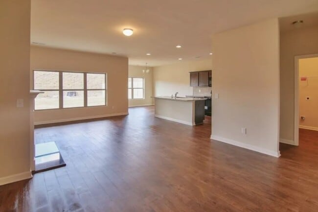 Building Photo - 6130 Mahogany Ter