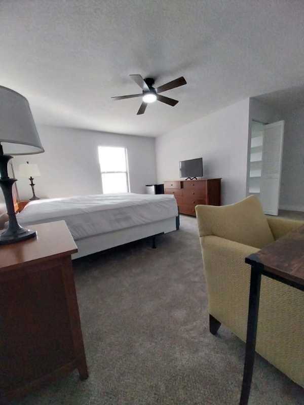 Foto del edificio - 5303 Glen Harwell Rd