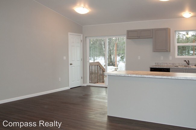 Foto del edificio - 2837 E Lakeview Rd