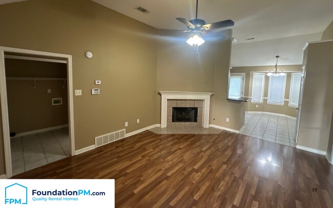 Foto del edificio - 7197 Amberly Way Dr