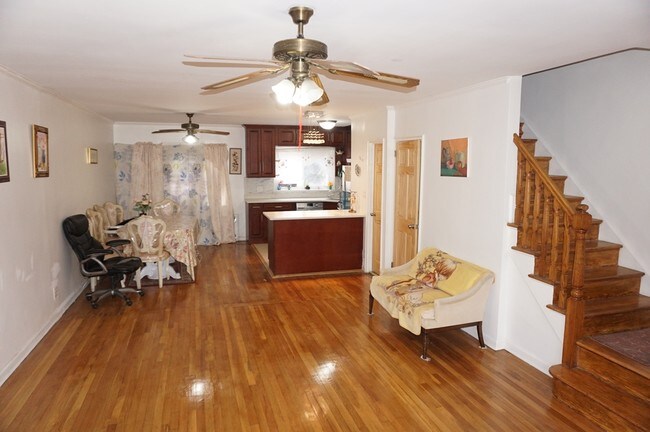 Foto del edificio - 315 101st St