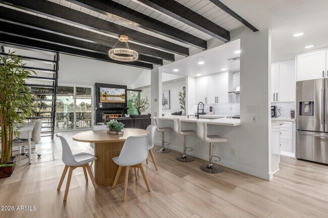 Foto del edificio - 2529 N Miller Rd