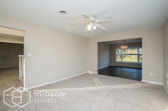 Building Photo - NOW AVAILABLE! - 550 John Deere Dr, Sciota...