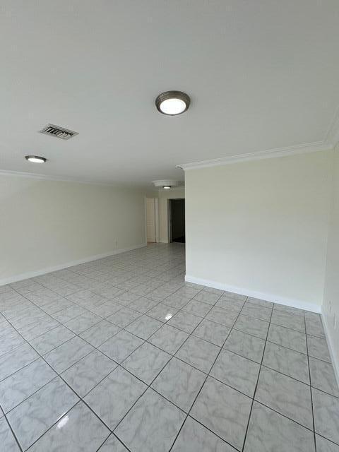 Building Photo - 500 57th St