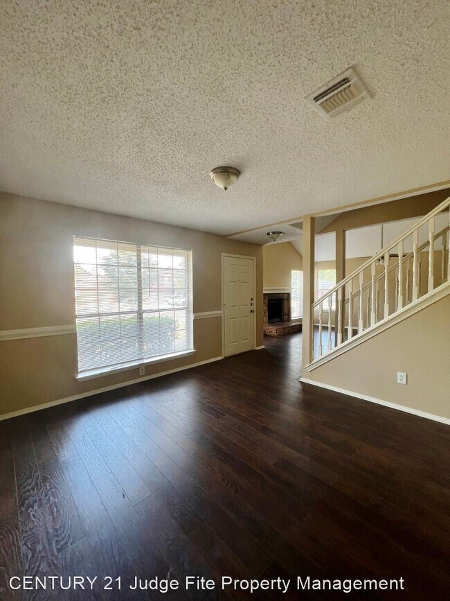 Building Photo - 4 br, 2 bath House - 1229 Castleman Drive