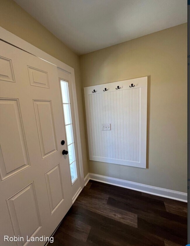 Building Photo - 3 br, 2.5 bath House - 138 Downsbury Road