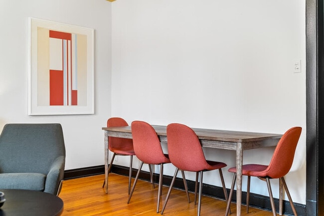 Foto del edificio - 3545 N Janssen Ave