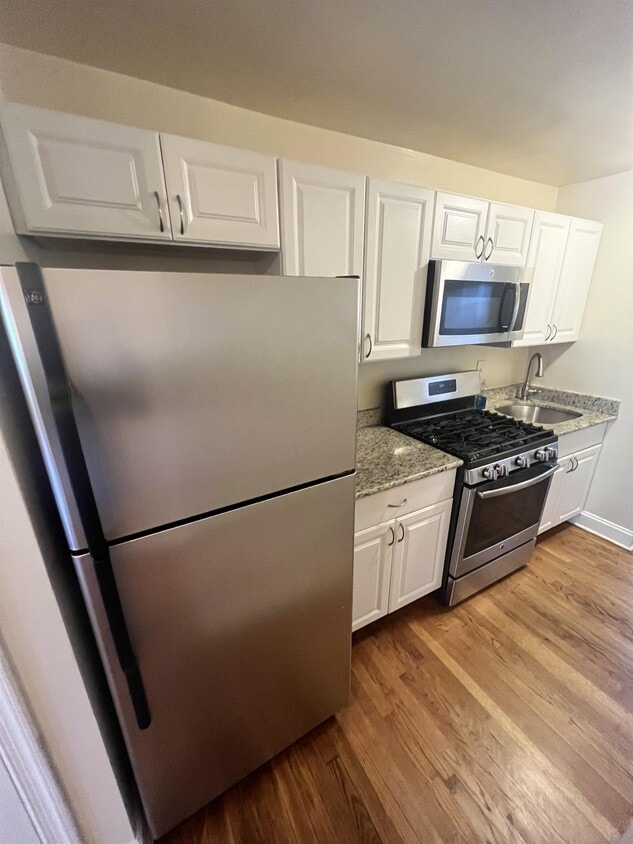 Photo - 6018 Clay St NE (Washington, DC)