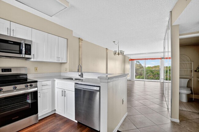 Foto del edificio - 2236 N Cypress Bend Dr