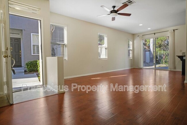 Foto del edificio - 2541 Garnet Peak Rd