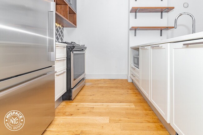 Building Photo - 41-21 28th St