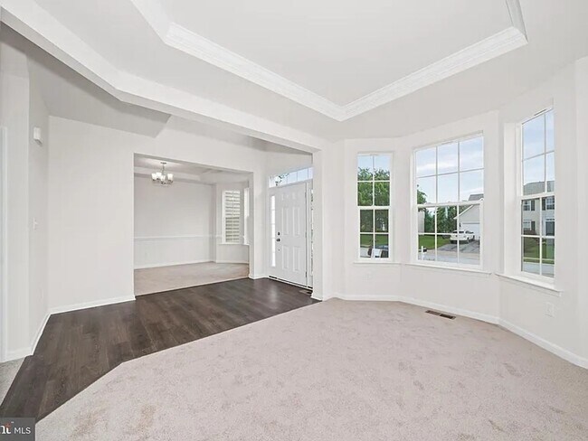 Foto del edificio - Spacious 5BR House in Middletown