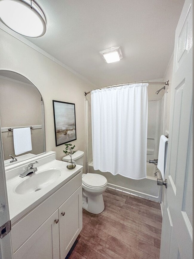 Interior Photo - Woods Crossing Apartments