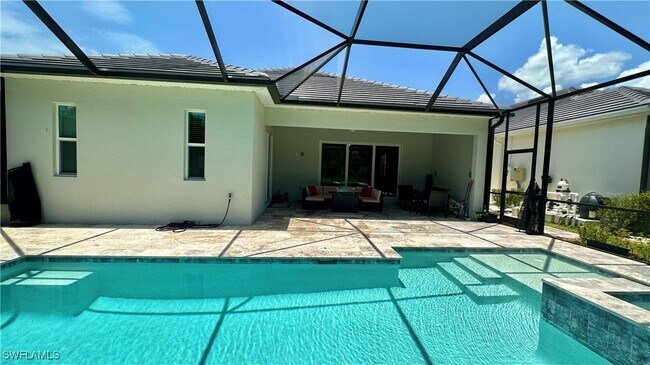 Foto del edificio - 14105 Blue Bay Cir