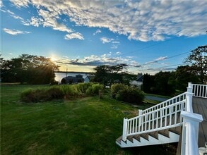 Building Photo - 32 Seaspray Way