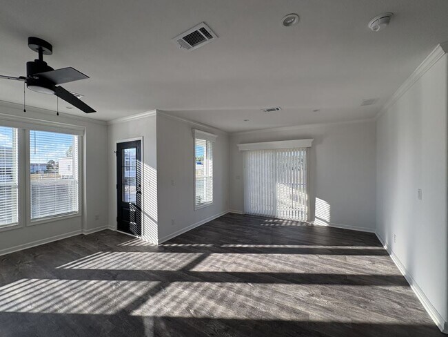 Building Photo - 1014 Morgan Jones Dr
